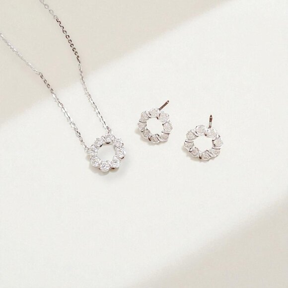 Silver Moissanite Circle Stud Earrings – Crown - Picture 3 of 3